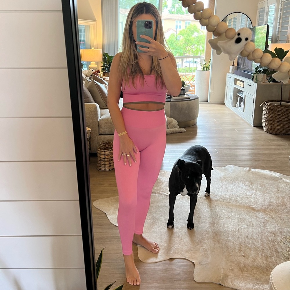 Outdoor Voices SET — SeamlessRib 7/8 Legging + SeamlessRib Longline Bra